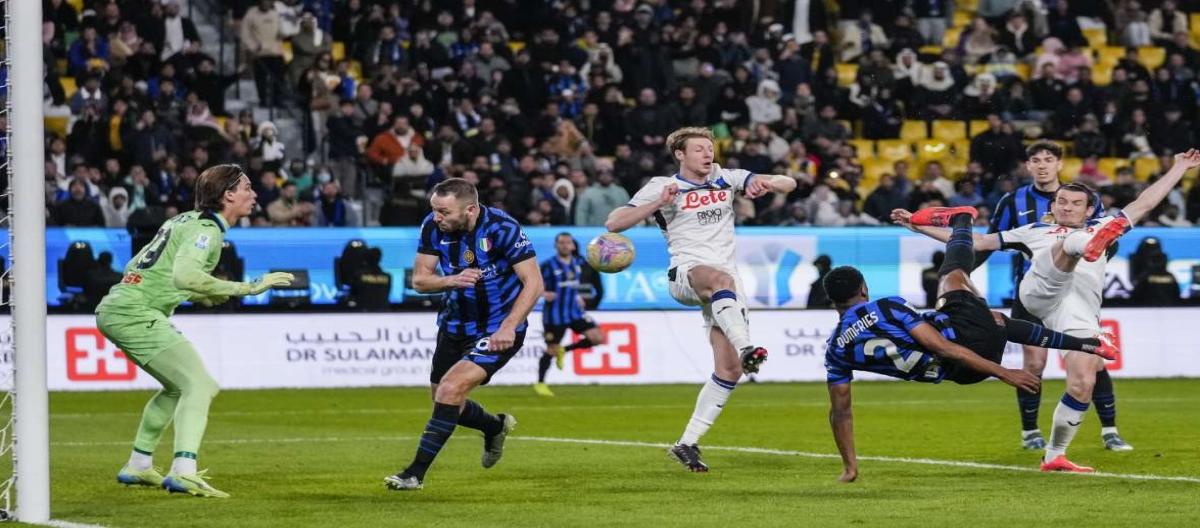 Italian Super Cup - Dumfries scored twice as Inter Milan defeated Atalanta 2-0