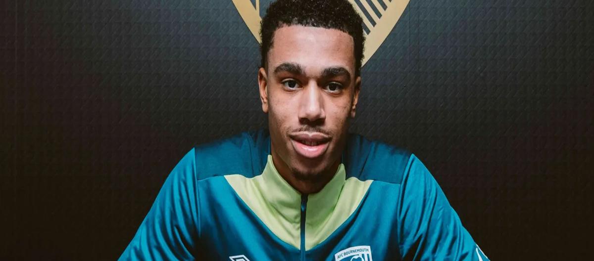 Bournemouth completes the signing of young Chelsea winger Zain Silcott-Duberry..