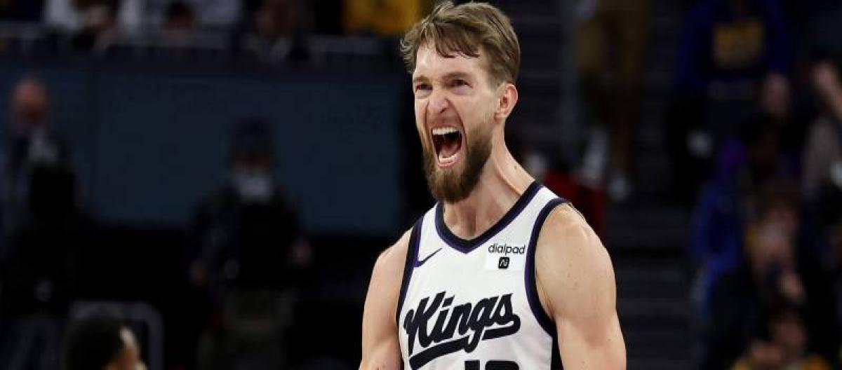 Domantas Sabonis extends double-double streak to 19 games Domantas Sabonis extends double-double streak to 19 games