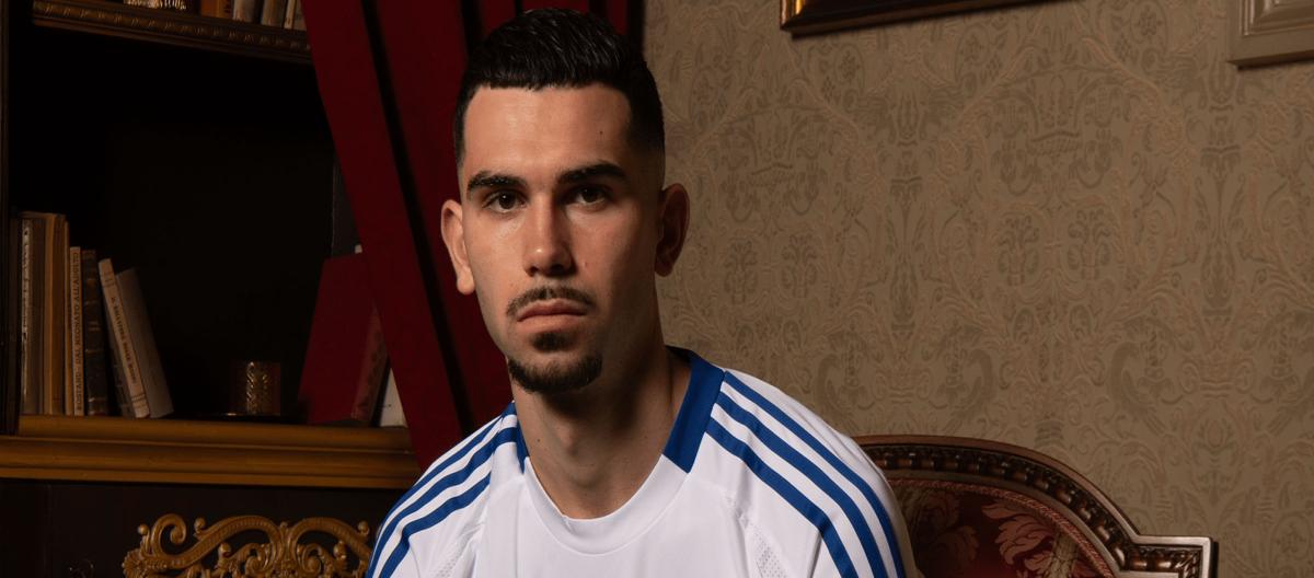 科莫官宣与法国籍攻击型中场卢卡斯·达-库尼亚完成续约..