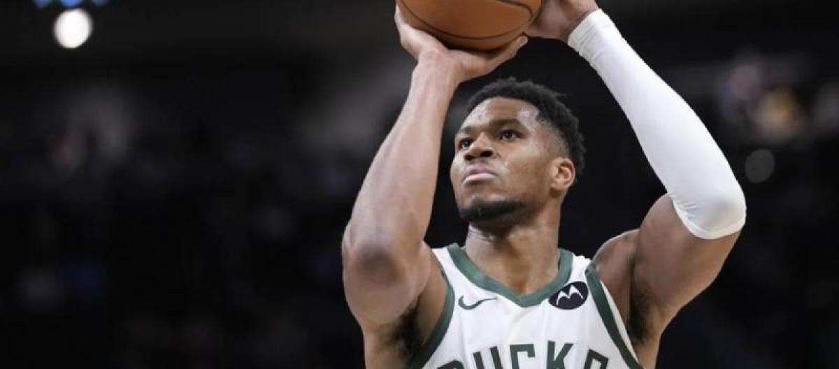 Giannis Antetokounmpo to miss All-Star Game with left calf strain