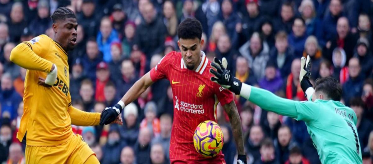 Premier League-Díaz and Salah each scored a goal, Liverpool beat Wolves 2-1 and remained at the top of the table