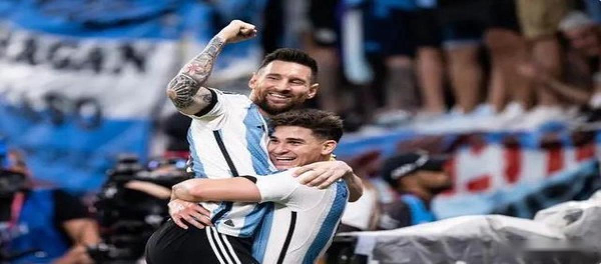 Atletico Madrid beat Valencia 3-0 away, Alvarez scored twice to help the team accumulate 53 points