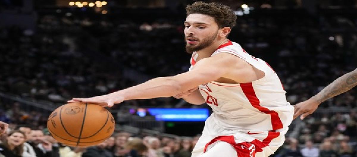 Rockets narrowly beat Bucks: Shen Jing shines throughout the game, Antetokounmpo scores 27+10