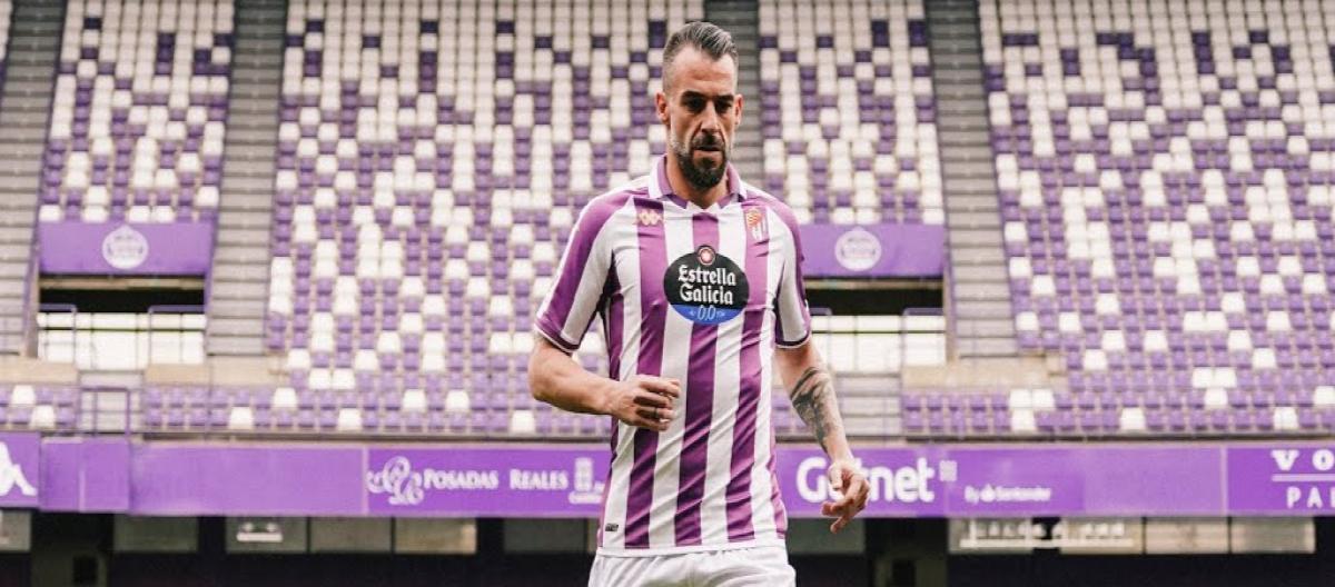 Former Sevilla and Manchester City striker Alvaro Negredo announces retirement at the age of 39