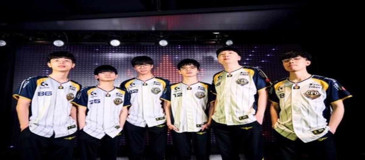 CITIC Fei Oyster defeated European and American giants and advanced to the knockout round of FST International Tournament