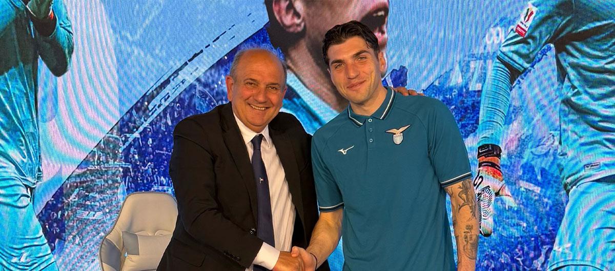 Lazio completes contract extension with Greece international goalkeeper Christos Mandas..