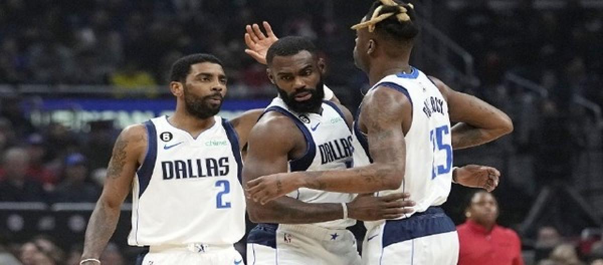 The Pacers scored 162 points, set a team record with 27 three-pointers, and crushed the Wizards