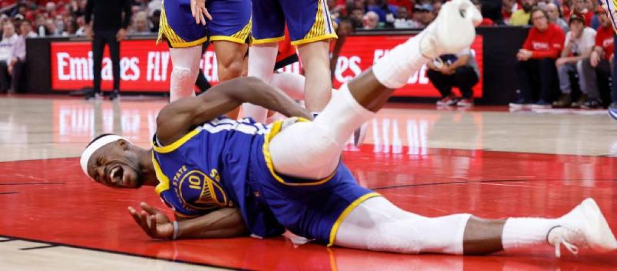 Golden State Warriors forward Jimmy Butler leaves game early with pelvic injury