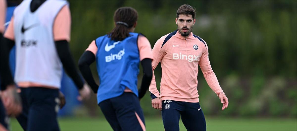 Maresca wants Pedro Neto to improve on goals and assists