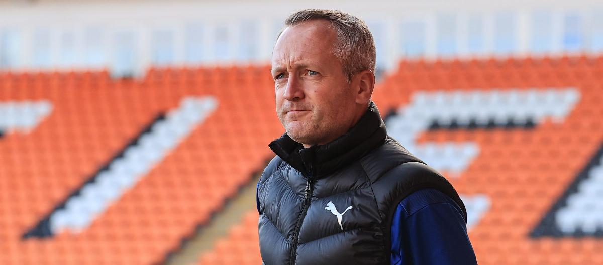 Hearts sack manager Neil Critchley