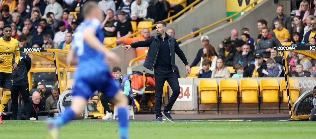 鲁德·范尼斯特鲁伊认为球员们在上半场的发挥未能达到应有的水准