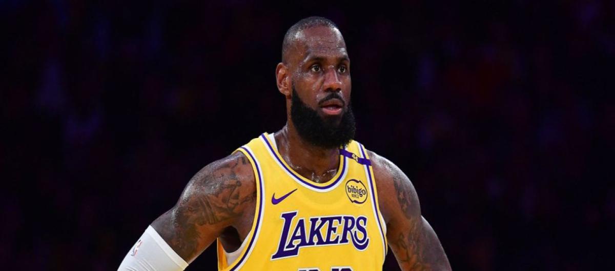 Shams: James will play at least one more season and may choose to retire in Los Angeles