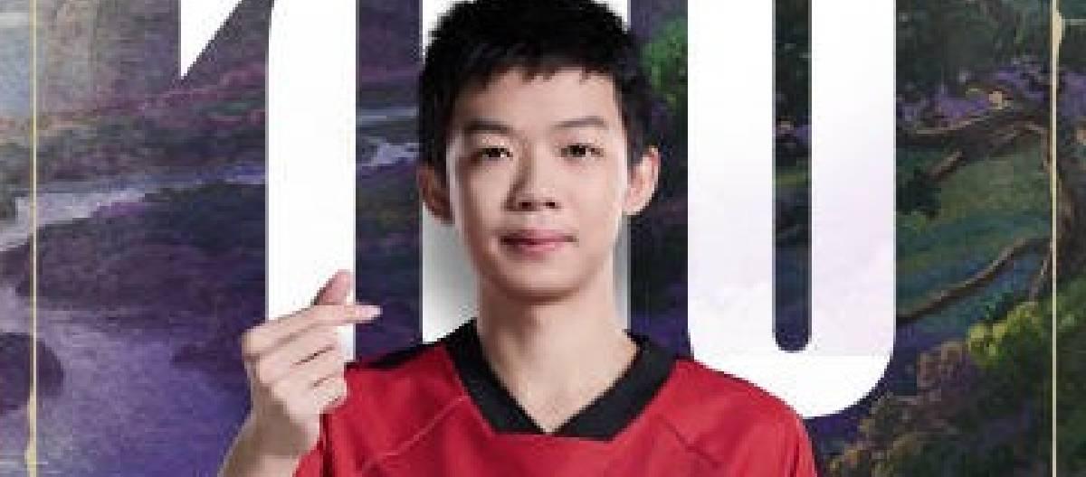 FPX e-sports club player Sheer achieved his 100th appearance in the professional league