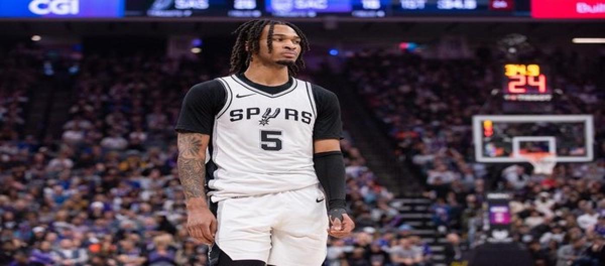 Spurs guard Castle was unanimously selected to the Rookie of the Year First Team. The French twin towers reached the peak together