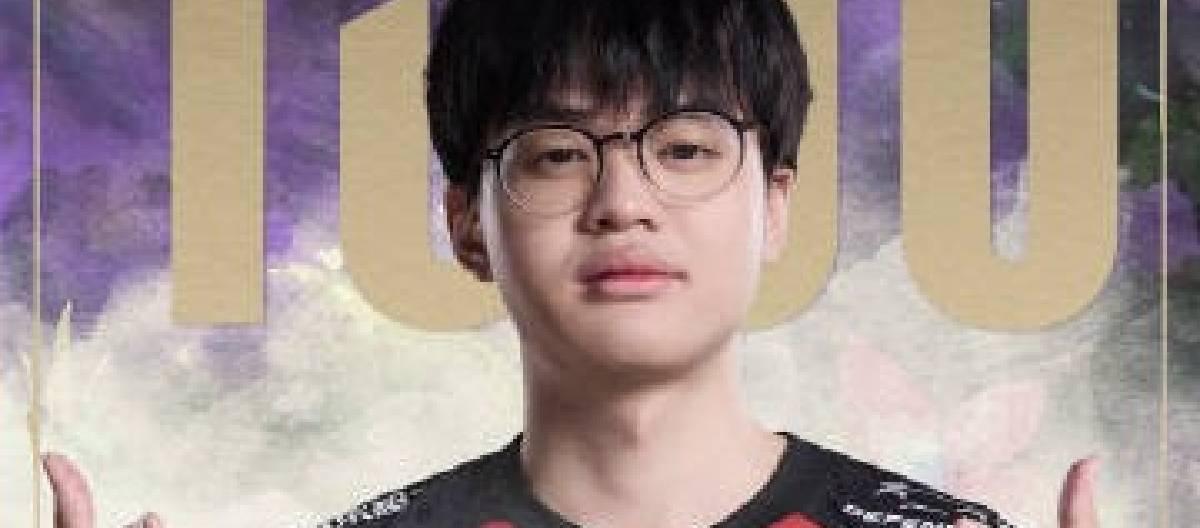 Xun achieved 1,500 kills in his LPL career