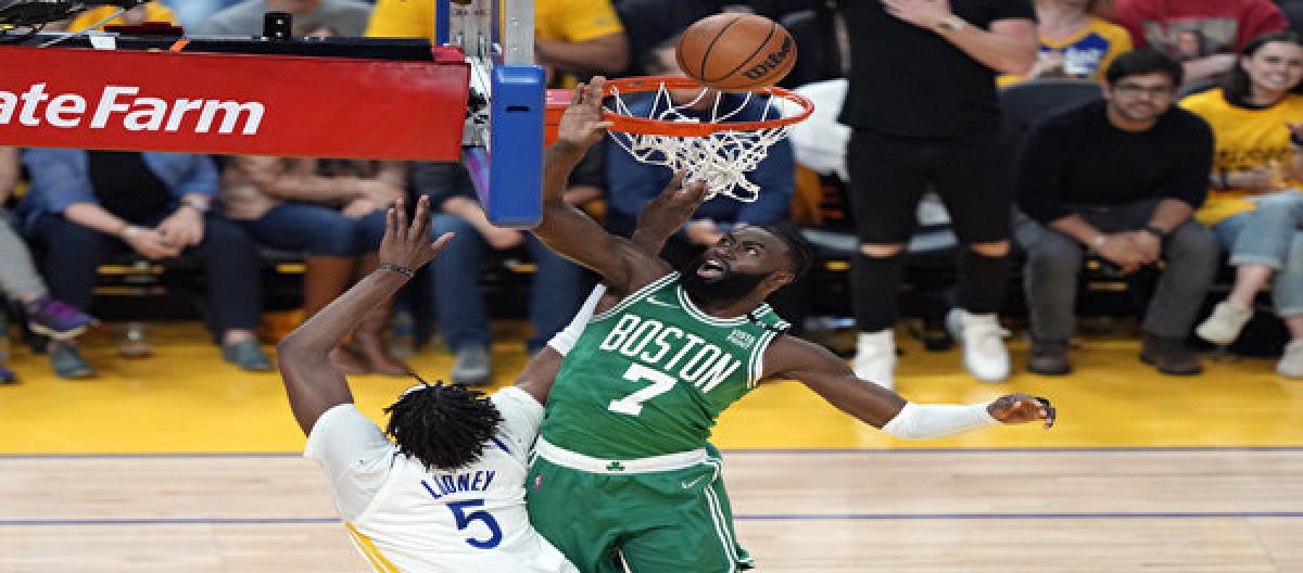 杰伦布朗评NBA历史五大最具影响力球星：乔丹无悬念，库里改变比赛方式