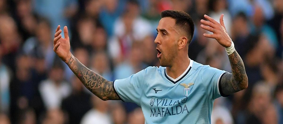 官方：拉齐奥与33岁后卫贝西诺续约至2026年，税后年薪达200万欧元