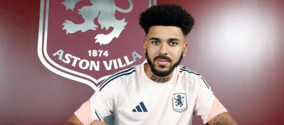Aston Villa youngster Thierry Kasukunya signs new contract