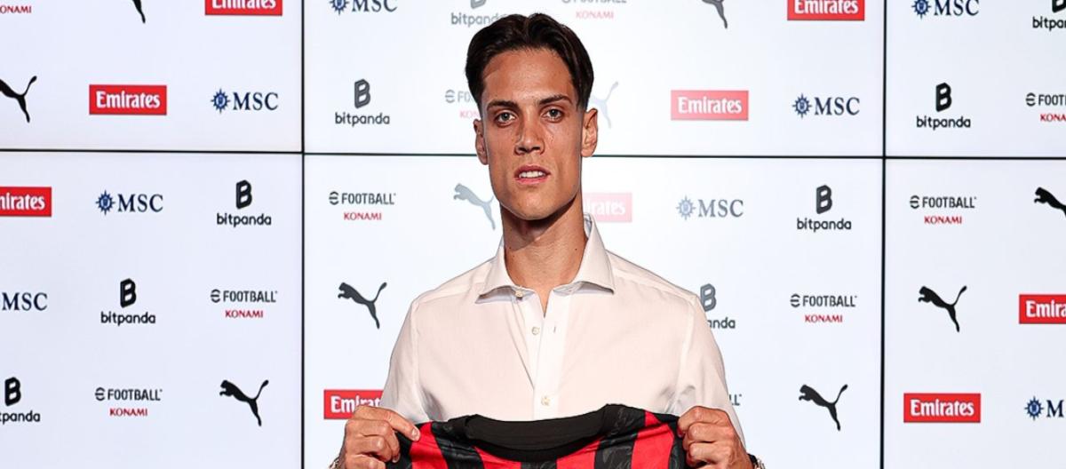 官方：都灵后腰萨穆埃莱·里奇正式加盟AC米兰，将身披4号球衣