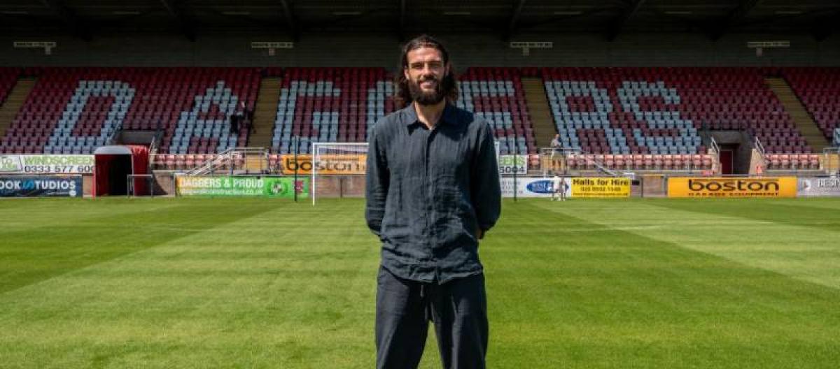 Former Liverpool star Andy Carroll joins sixth-tier side Dagenham