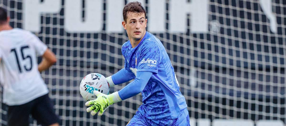 Julen Acirezabala: I am very happy to play for Valencia