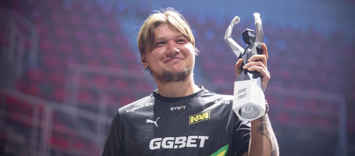 CS2: s1mple admitted that he plays games to practice as soon as he wakes up, and does not think donk is a top player.