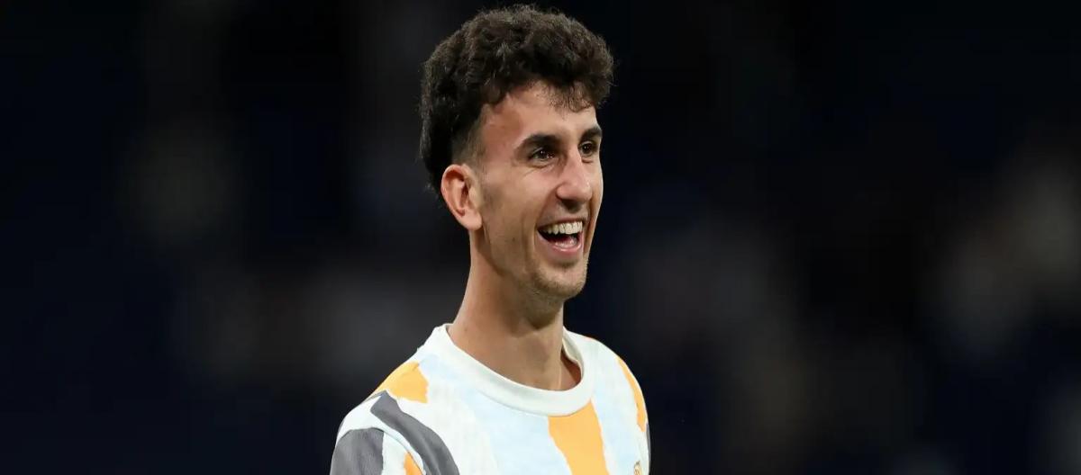 皇马中卫哈科沃·拉蒙正式加盟科莫，合约为期5年