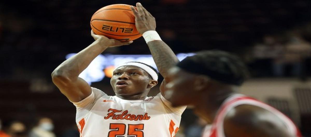 国王签下前老鹰后卫普劳登 双向合同再迎新机遇