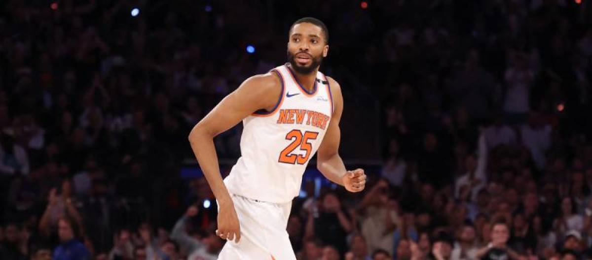 New York Knicks sign guard Mikal Bridges to four-year contract extension