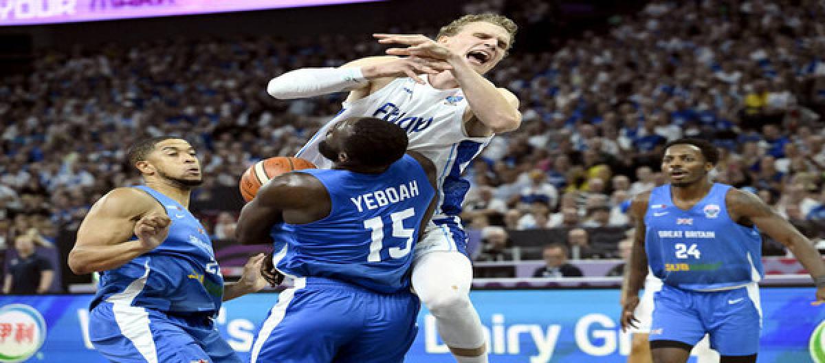 Finland wins again as Markkanen scores 43 points to ignite the home crowd