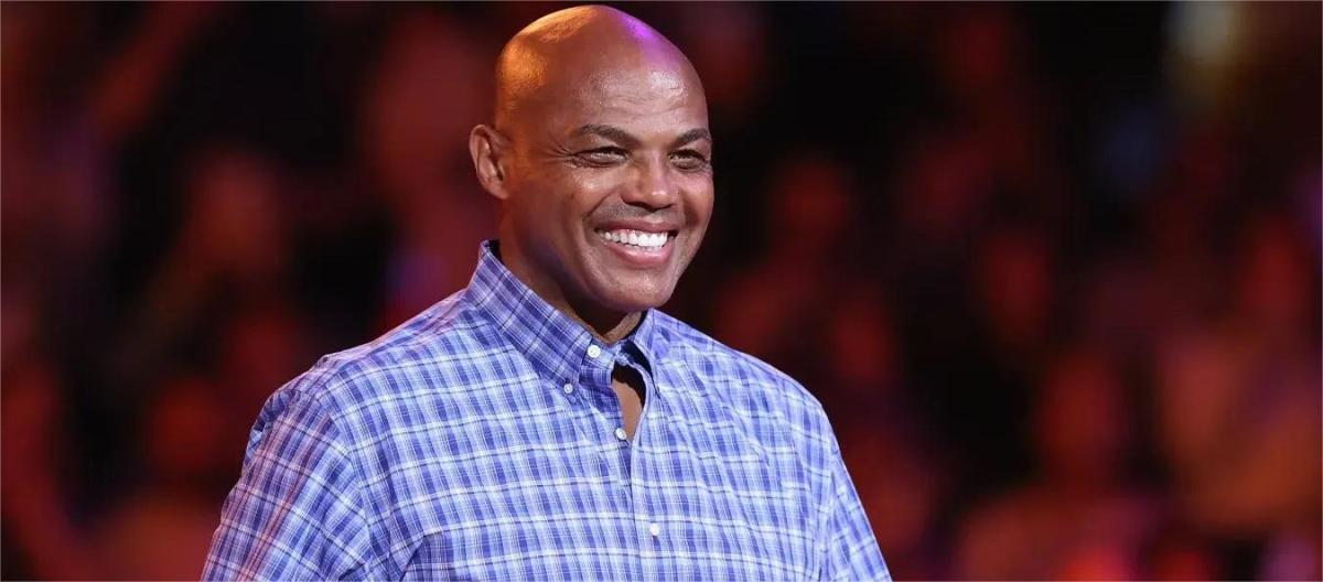 NBA名宿巴克利呼吁球员要学会分辨社交媒体上的负面批评