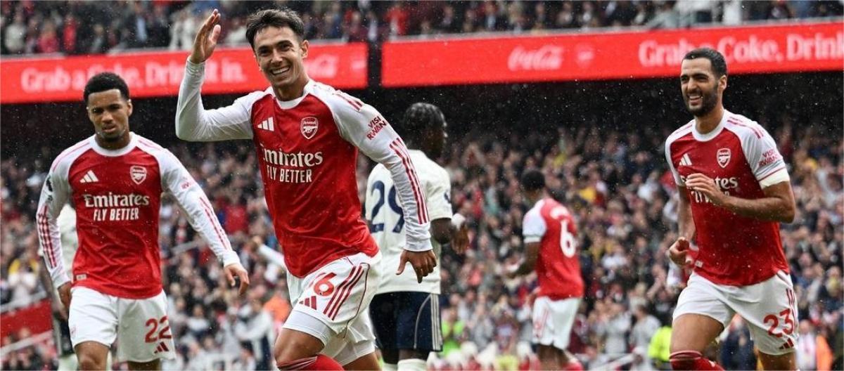 Premier League – Martin Suwaymendi scores twice as Arsenal beat Nottingham Forest 3-0