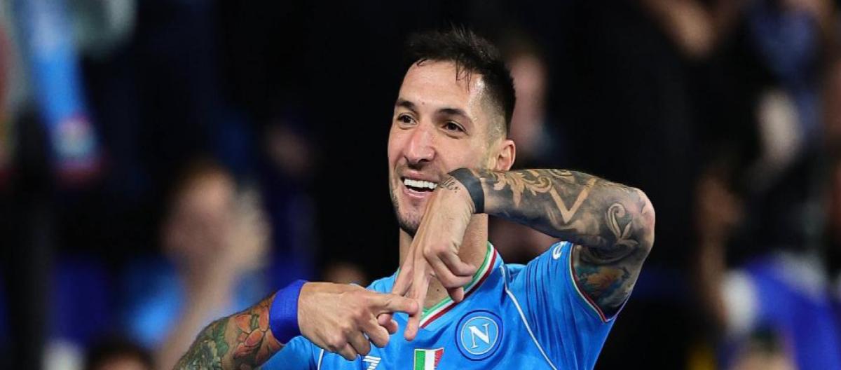 官方：那不勒斯与32岁攻击手波利塔诺续约至2028年