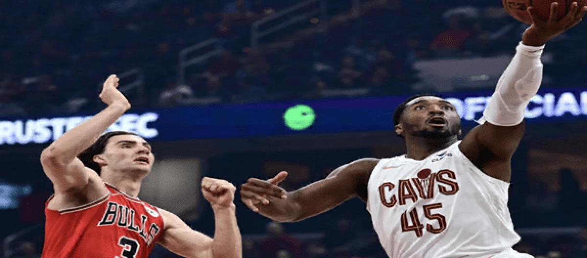 Dosunmu scored 16 points, Giddens played well, and the Bulls defeated the Cavaliers 119-112