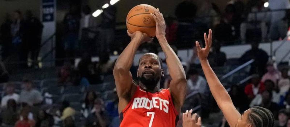 Durant extends two-year contract to stay with Rockets and vows to help the team reach new heights
