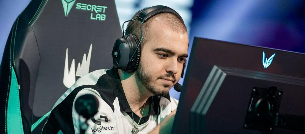 League of Legends: Heretics is seeking a new bottom laner to prepare for the possibility of Flakked leaving the team..