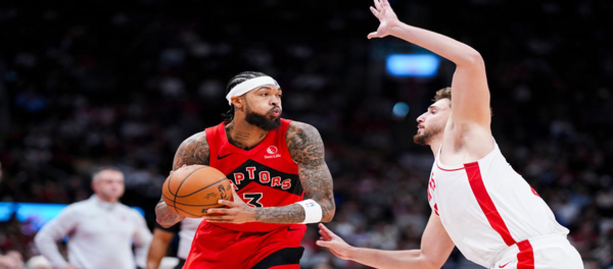 Durant is on fire as the Rockets defeat the Raptors 139-121.