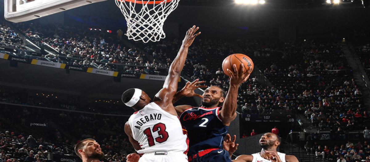 Harden's 35 points were in vain as the Clippers narrowly lost to the Heat 119-120.