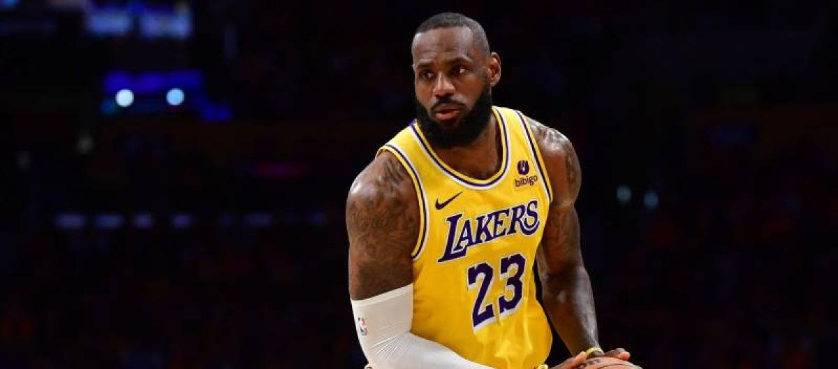 LeBron James enters contact training and is expected to return to the team in mid-November.
