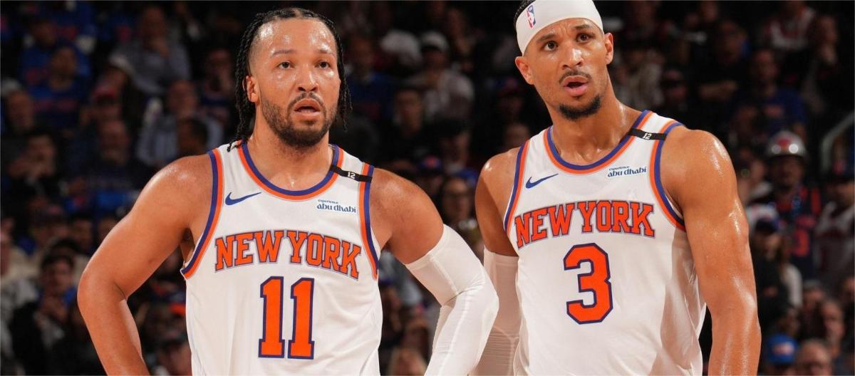 The Knicks advance to the NBA Cup semifinals; Mike Brown praises Josh Hart's outstanding performance.