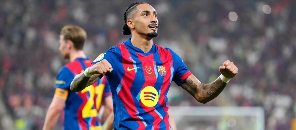 Spanish Super Cup – Rafinha scores twice as Barcelona thrashes Athletic Bilbao 5-0