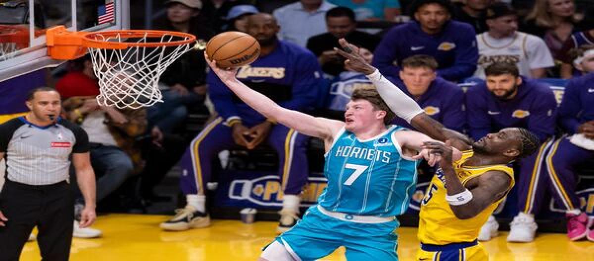 东契奇39分仍难救主 黄蜂以135-117大胜湖人