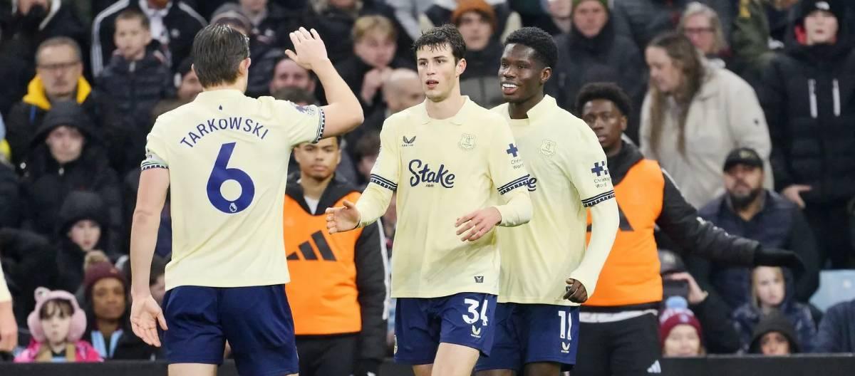 梅林·罗尔：我不常见到客场球迷如此积极热情，这样的气氛让我很喜欢