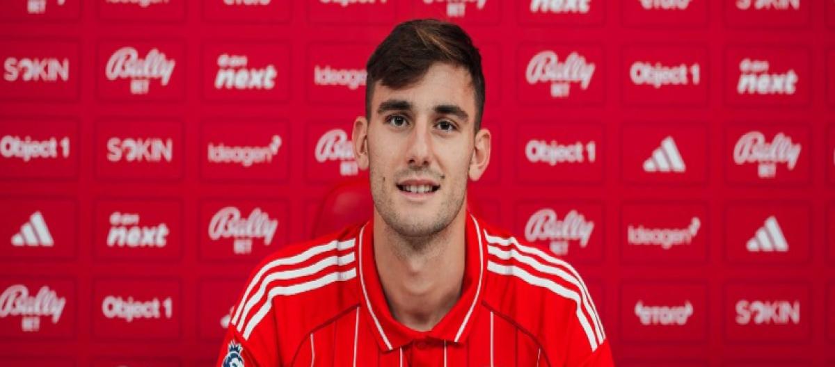 那不勒斯买断洛卢卡并将其外租至诺丁汉森林，合同包含买断条款