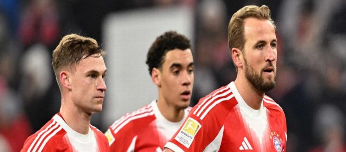 德甲——拜仁慕尼黑1-2奥格斯堡遭遇联赛首败，仍领先多特蒙德8分