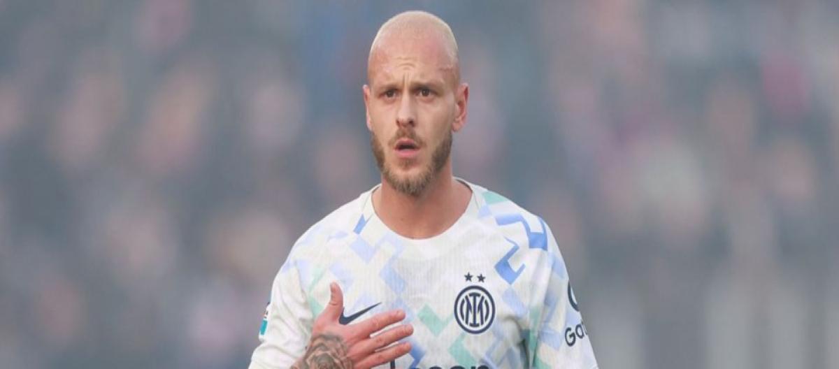 Champions League – Inter Milan defeated Borussia Dortmund 2-0 away, both teams advancing to the play-offs.