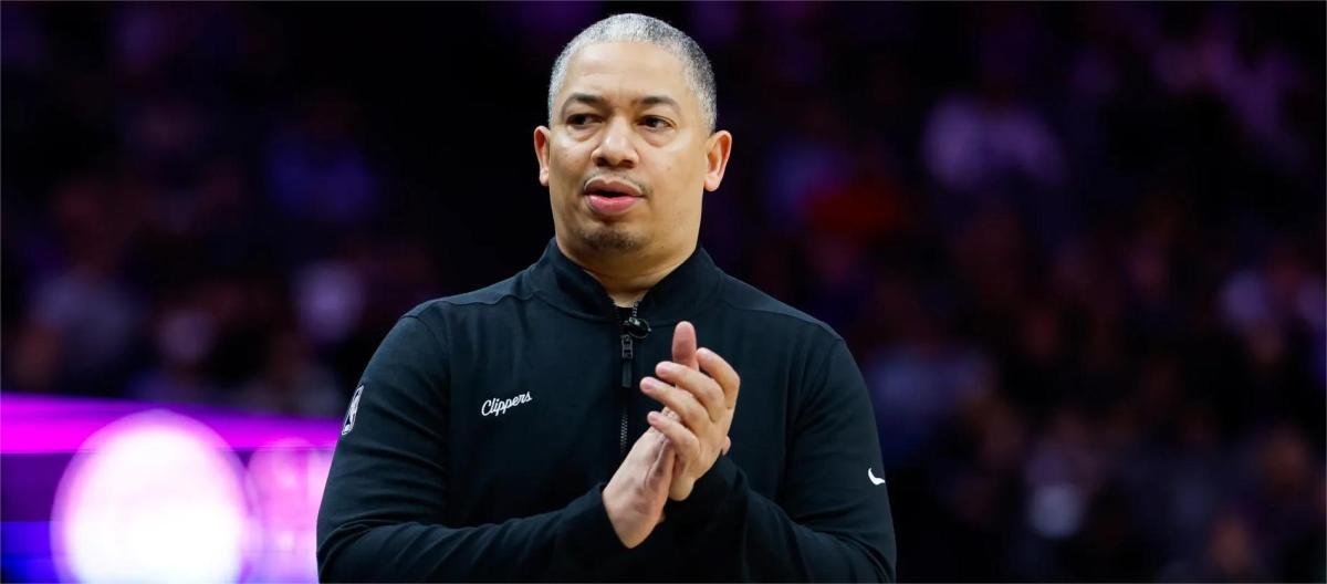 The Clippers secured their second consecutive win, with Tyronn Lue believing that defense and quick decision-making were key factors.
