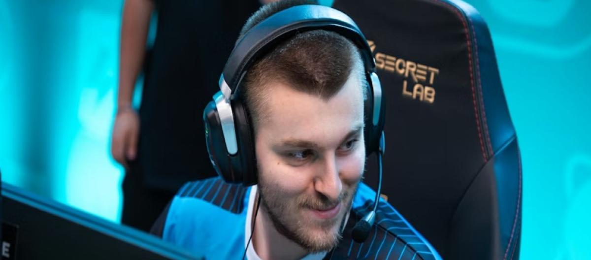 After being relegated to the bench for nearly six months, former GamerLegion sniper Kursy announced his departure from the team.