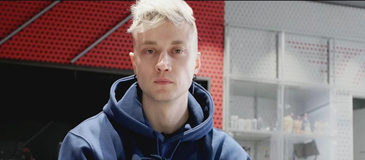 League of Legends: Rekkles announced plans to try playing ADC and coaching in 2027..